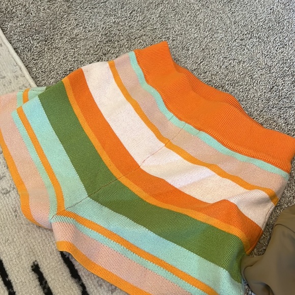 Striped set - Picture 4 of 4